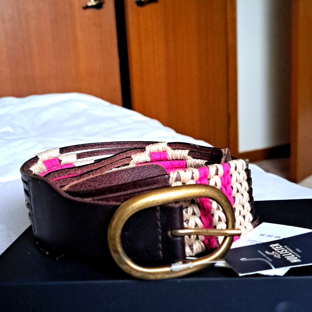 Hollister Belt